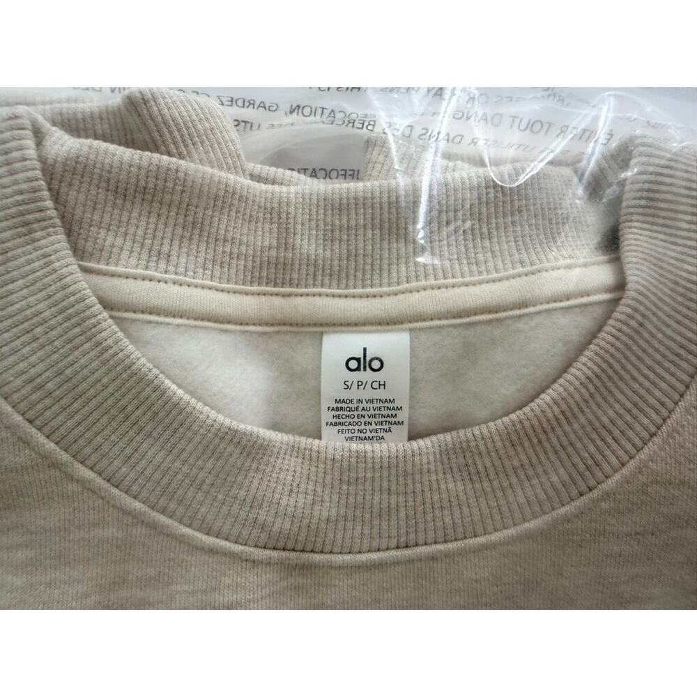 ALO Yoga Accolade Crewneck Sweatshirt Size Small NEW Oatmeal Heather - Picture 3 of 5
